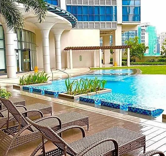 Lovely 1 Bedroom View In Uptown Bgc 마닐라