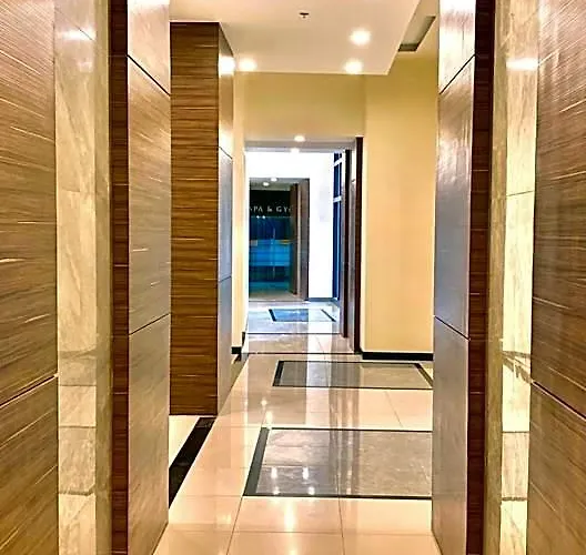 호텔 Lovely 1 Bedroom View In Uptown Bgc 4*