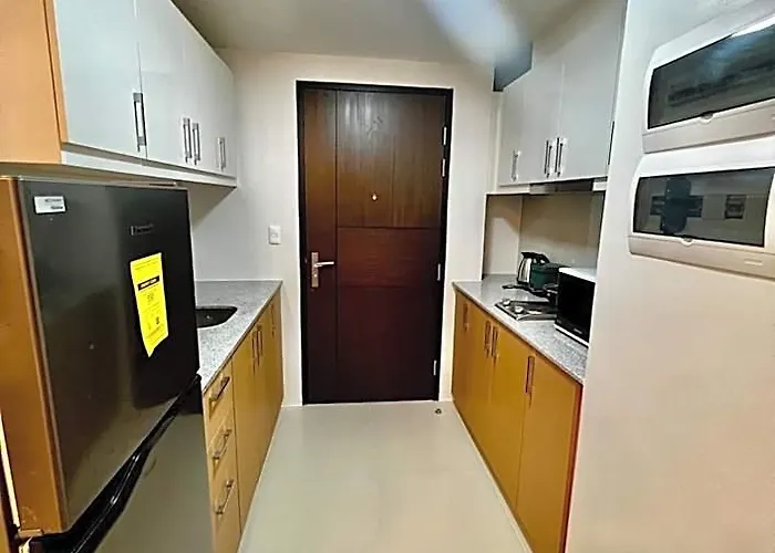 호텔 Lovely 1 Bedroom View In Uptown Bgc