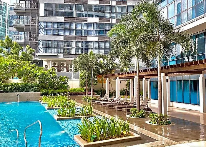 Lovely 1 Bedroom View In Uptown Bgc 호텔 4*